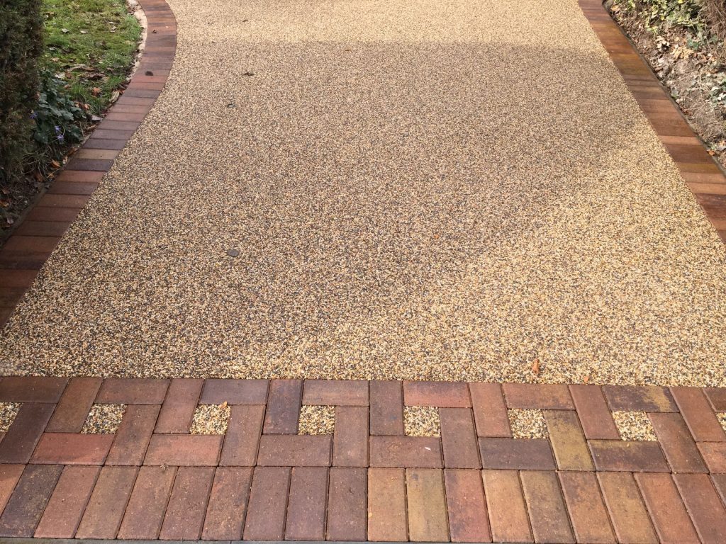 Pavecraft Resin Bond with Block Front Driveway Hertfordshire